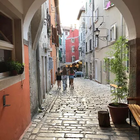 Leanna - Center Of Rovinj